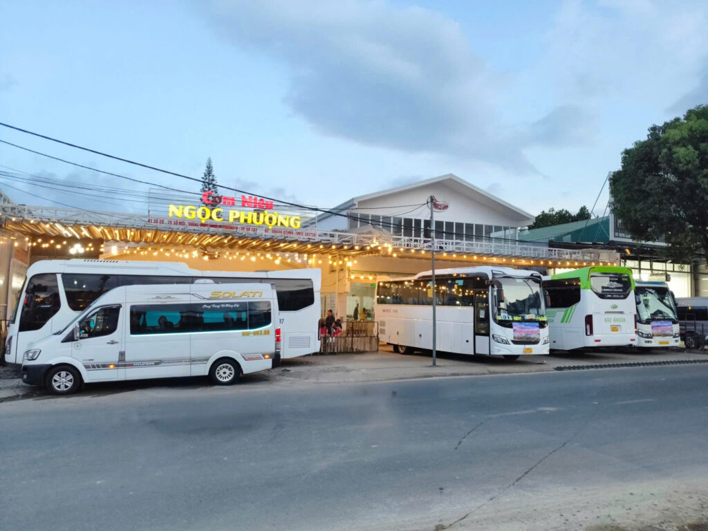 Dịch Vụ Cho Thuê Xe Du Lịch Phan Rang Khánh Hòa Giá Rẻ 1 Z7064804099778 B30f18d203b5dc91a9d1051d1bddd9dd